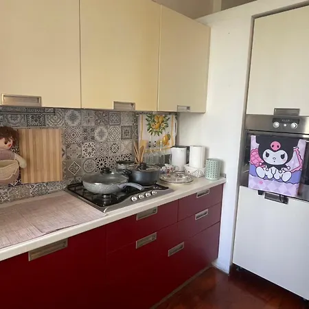 Apartman Ample With Private Parking Milánó